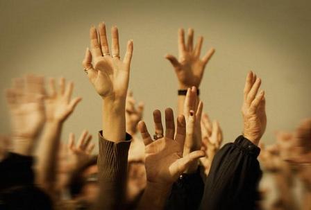 raised hands - عن الاصلاح الاجتماعى