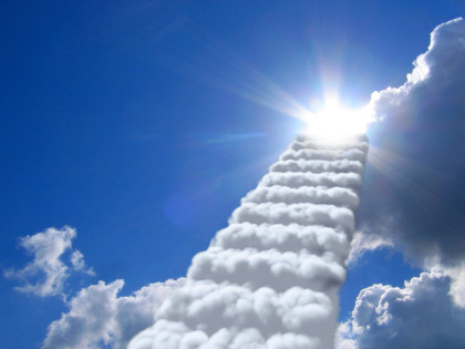 81196 blue sky stairs stairway to heaven lights clouds sunbeam 420x315 - السعي بين المثالية والجهد (4)