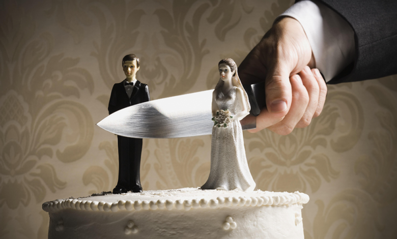 طلاق 990x594 780x470 - عفوا، ولكن قد يكون الطلاق حلًّا - لماذا أصبحنا نشمئز من فكرة الطلاق؟