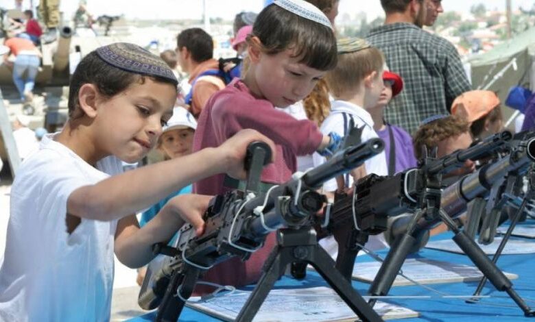 أطفال الإسرائيليين
