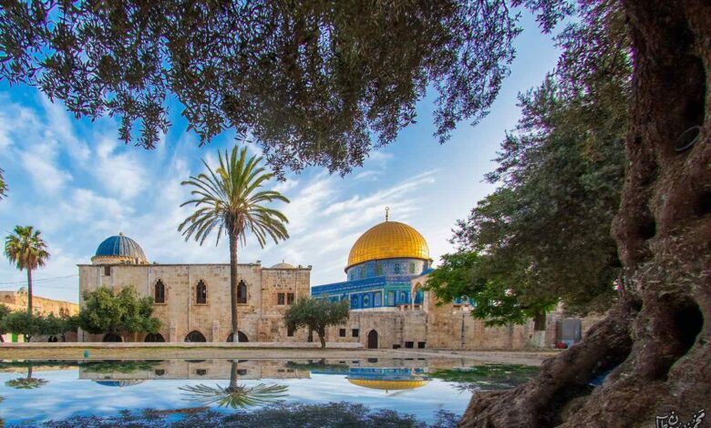 القدس مرآة العرب